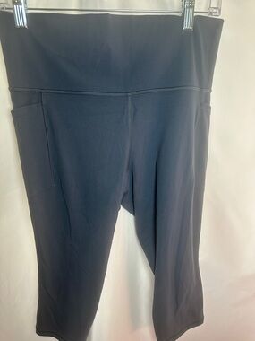 Athleta Country Blue High-Waist Cropped Workout Leggings capri
